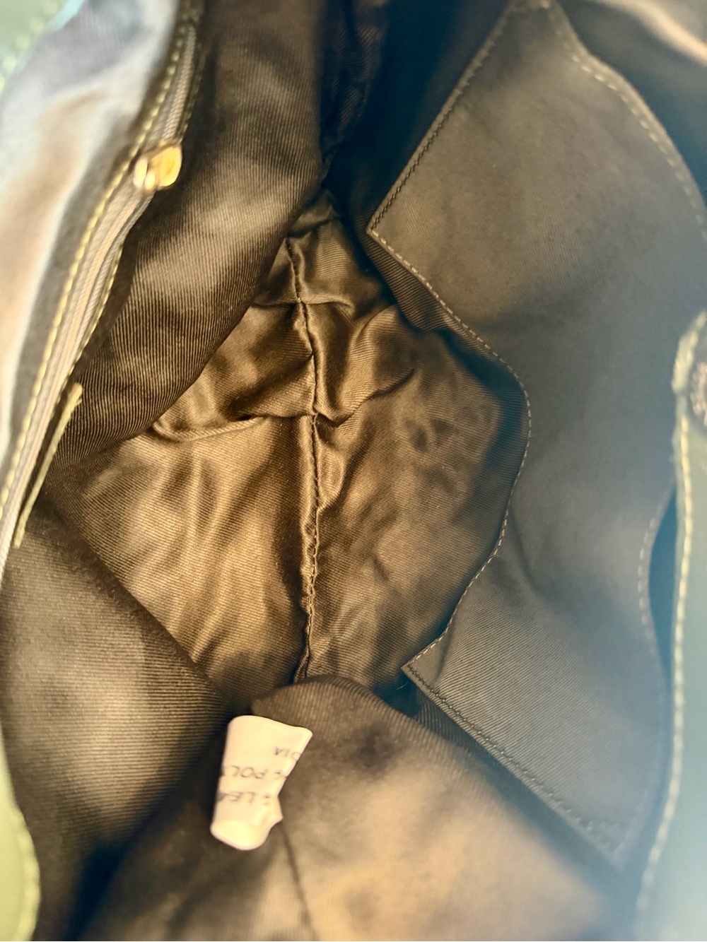 STUNNING Fall’s must have Haute Hippie Olive Green Suede Fringe Hobo Bag! - Picture 11 of 11